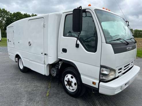 2007 Isuzu NPR Spray Truck Truck - - by dealer for sale in Lancaster, PA