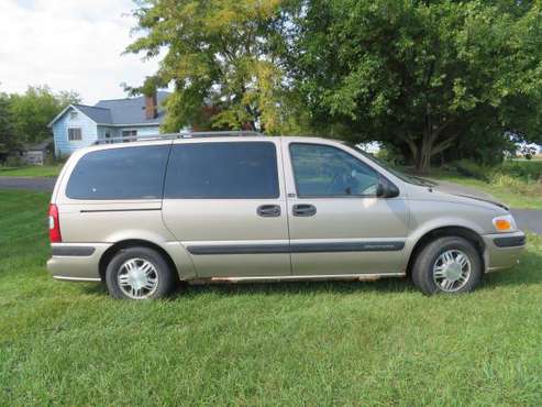 2004 Chevy Venture Van for sale in Essexville, MI