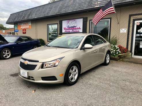 2014 Chevrolet Cruze LT - - by dealer - vehicle for sale in Canastota, NY
