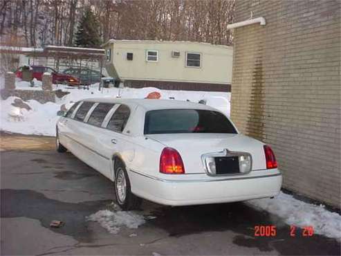 2001 Lincoln Limousine for sale in Stratford, NJ