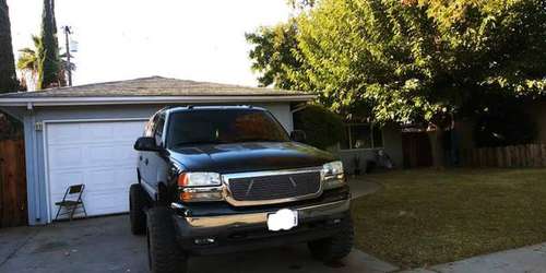 05 gmc 5.3 motor 200.miles clean title 4x4 registration is pay 2 for sale in Fresno, CA