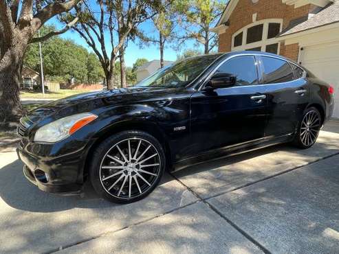 2012 Hybrid Infiniti M35H (Black, Great Condition, 30 MPG! - cars & for sale in Katy, TX