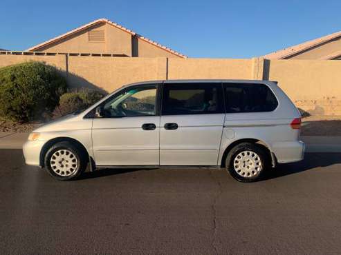 Honda Odyssey mini van - cars & trucks - by owner - vehicle... for sale in Phoenix, AZ