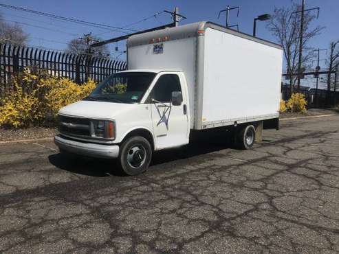 Chevy Box Truck 3500 - 2002 for sale in Iselin, NJ