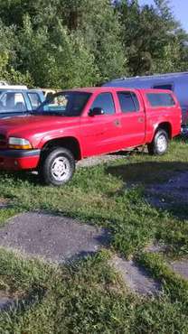 2001 Dodge Dakota 4.7 V8 A/T 4x4 Crew Cab 92K for sale in West Frankfort, IL