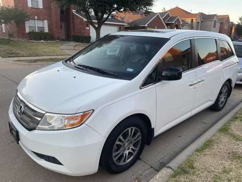 2012 Honda Odyssey Minivan Family 4D Clean Tittle Vehicle Auto Car for sale in Grand Prairie, TX