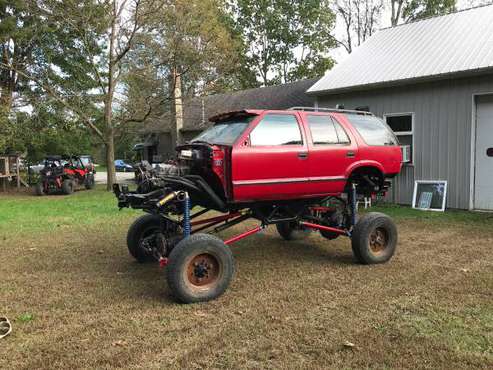 Mega truck for sale in Swanton, OH