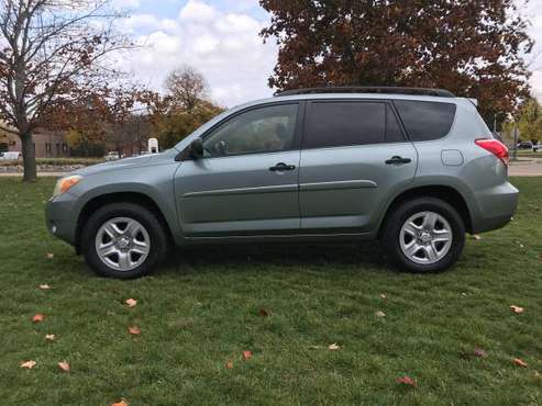 2008 Toyota Rav4 4X4-PERFECT CARFAX! NO RUST! NO ACCIDENTS! ONE... for sale in Mason, MI