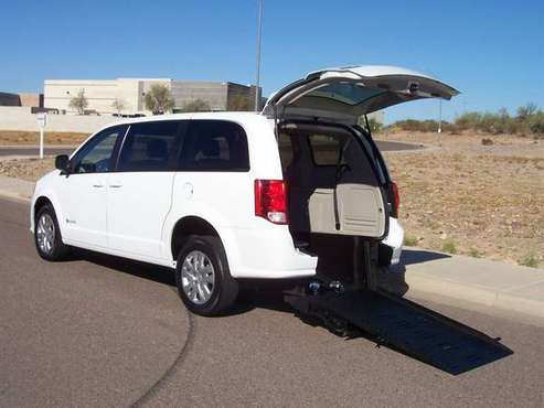 2018 Dodge Grand Caravan SE Wheelchair Handicap Mobility Van Best Buy for sale in Phoenix, AZ