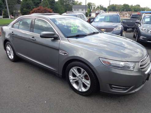 ****2013 FORD TAURUS SEL-AWD-SERVICED-RUNS/DRIVES/LOOKS FANTASTIC 110% for sale in East Windsor, MA
