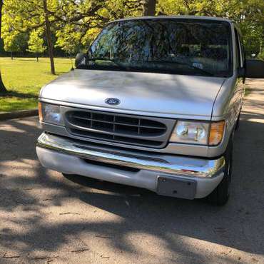 1999 Ford Econoline 150 Conversion Van with wheelchair lift LowLow for sale in Riverside, IL