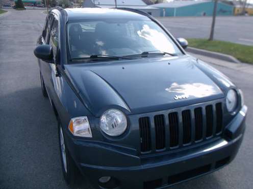 2008 JEEP COMPASS - - by dealer - vehicle for sale in Waukesha, WI