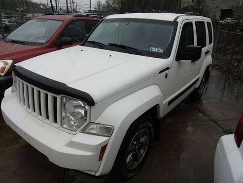 2008 JEEP LIBERTY SPORT GREAT CAR, FINANCING FOR EVERYONE!! for sale in Pittsburgh, PA
