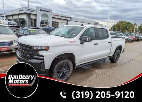 Used 2020 Chevrolet Silverado 1500 4WD 4D Crew Cab/Truck - cars & for sale in Waterloo, IA
