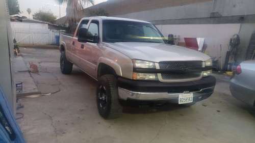 2004 chevrolet silverado 2500HD - cars & trucks - by owner - vehicle... for sale in Los Angeles, CA