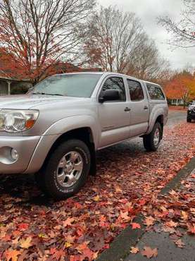 Toyota Tacoma Trd off road ((one owner)) for sale in Portland, OR