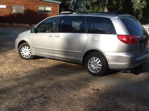 Toyota Sienna LE for sale in Napa, CA