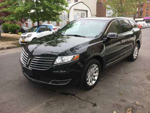 2018 lincoln mkt awd navi camera 1 owner low miles for sale in Brooklyn, NY
