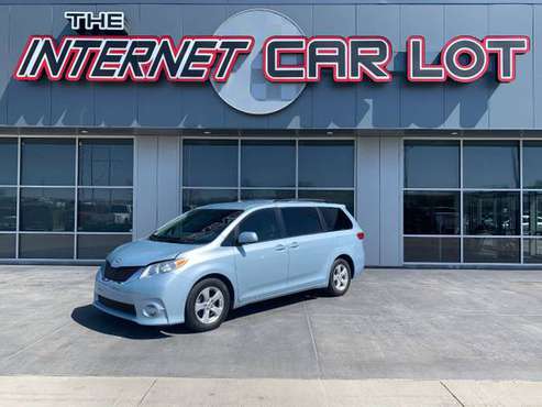 2016 Toyota Sienna 5dr 8-Passenger Van LE FWD for sale in Council Bluffs, NE