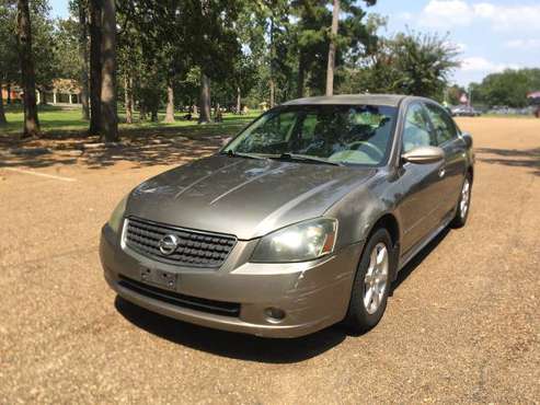 2005 Nissan Altima 106k miles for sale in Jackson, MS