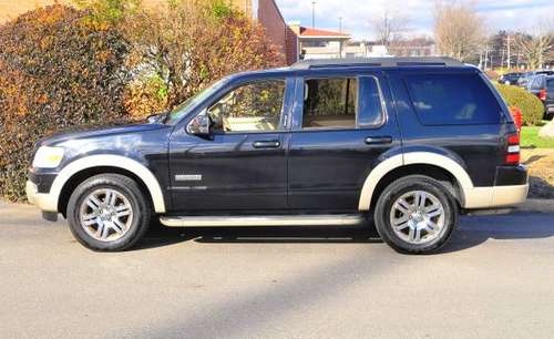 08 Ford Explorer Eddie Bauer 4WD 3rd Row 7 Passenger Leather Sunroof for sale in Philadelphia, PA
