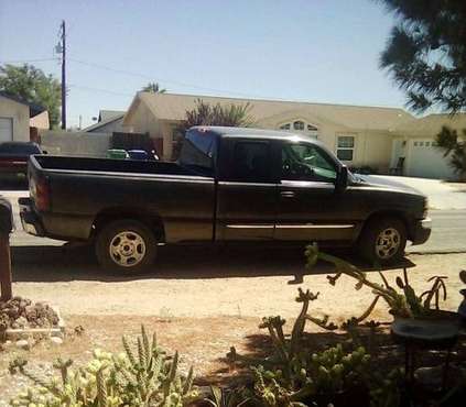 2003 GMC Sierra Truck New 350 engine Tow package Runs great for sale in California City, CA