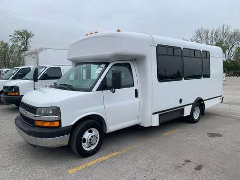 2008 Chevy G3edr, 6 0L V-8 Automatic, 15Passenger CHURCH Van, Low for sale in New Castle, IN