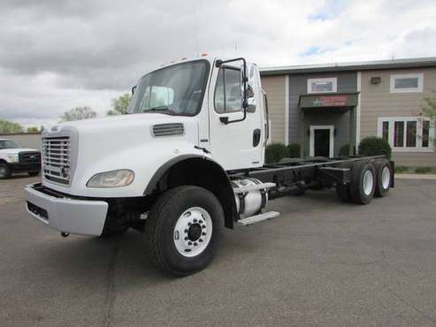 2010 FREIGHTLIN M2 TANDEM - - by dealer - vehicle for sale in SD