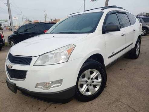 2009 Chevrolet Traverse LS - - by dealer - vehicle for sale in Melrose Park, IL