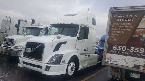 2012 VOLVO 670 D13 475HP bad engine for sale in Franklin Park, IL