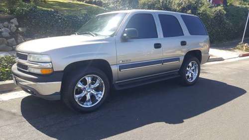 2003 chevy tahoe Ls. 3rd row seat for sale in San Pedro , CA