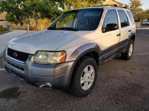 2004 Ford Escape XLT V-6 automatic loaded cold a/c for sale in Albuquerque, NM