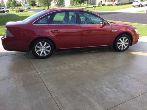 2009 Ford Taurus SEL for sale in Union Grove, WI