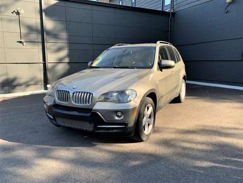2007 BMW X5 - Three Rows - TV - cars & trucks - by dealer - vehicle... for sale in Lockport, IL