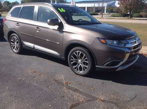 2016 MITSUBISHI OUTLANDER - cars & trucks - by dealer - vehicle... for sale in Lumberton, NC