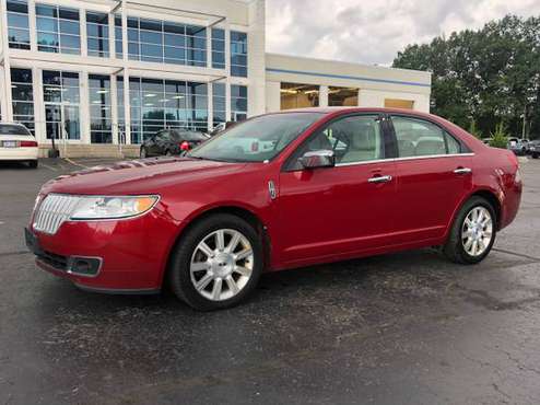 Loaded! 2010 Lincoln MKZ! Clean Carfax! Sharp! for sale in Ortonville, OH
