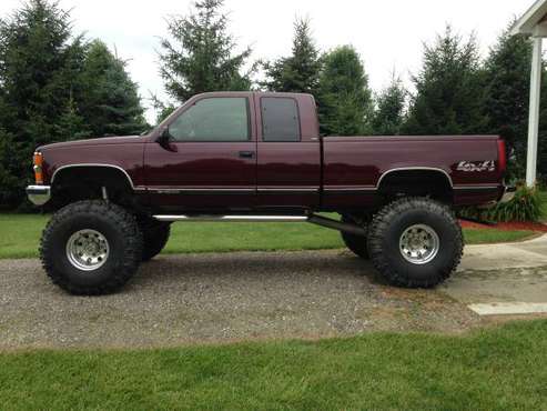 1995 Chevy 4x4 for sale in Almont, MI