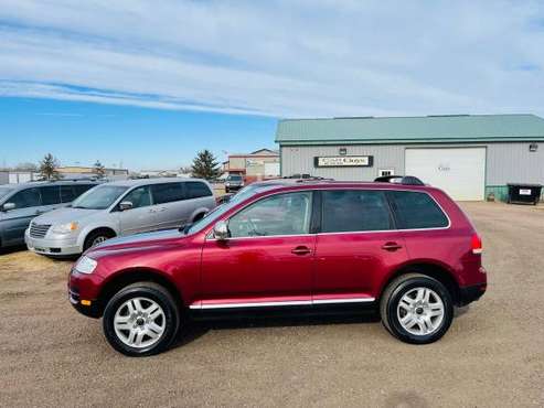 2004 Volkswagen Touareg V8 ONLY 121, 000 Miles for sale in Sioux Falls, SD