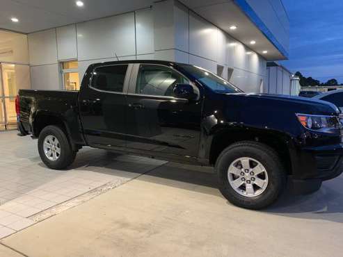 Chevy Colorado extended cab V6 for sale in Pensacola, FL