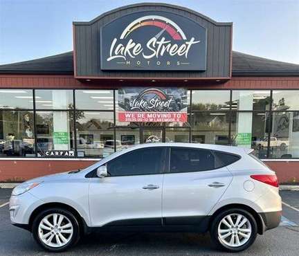 2011 Hyundai Tucson Limited - - by dealer - vehicle for sale in Grayslake, WI