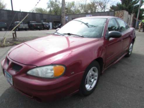 2005 PONTIAC GRAND AM NICE! - - by dealer - vehicle for sale in Minneapolis, MN