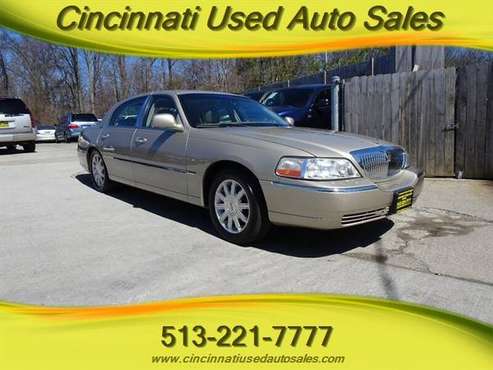 2006 Lincoln Town Car Signature Limited 4 6L V8 RWD for sale in Cincinnati, OH