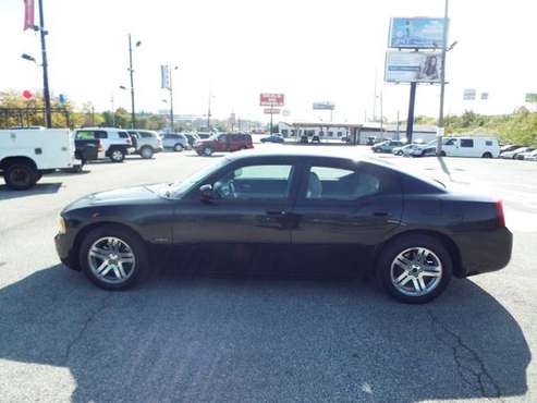 2006 Dodge Charger R/T - cars & trucks - by dealer - vehicle... for sale in Wilmington, DE