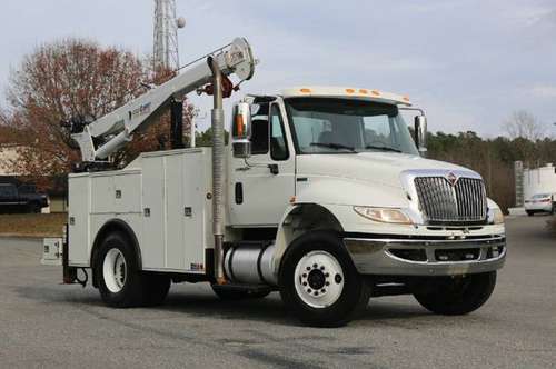 2011 Internationl 4400, 1 Owner Fleet Owned, Stellar TMax Service... for sale in Oilville, VA