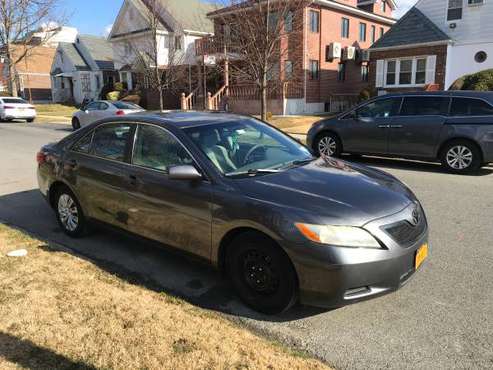Gray 2009 Toyota Camry - Excellent Condition - cars & for sale in Flushing, NY