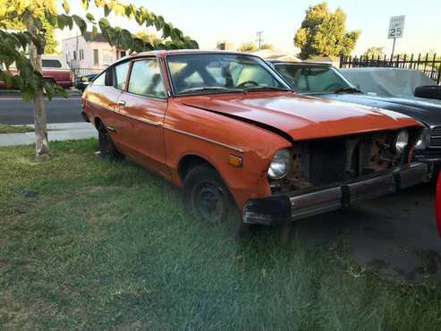 Datsun B210 stick shift 1976 for sale in Lynwood, CA