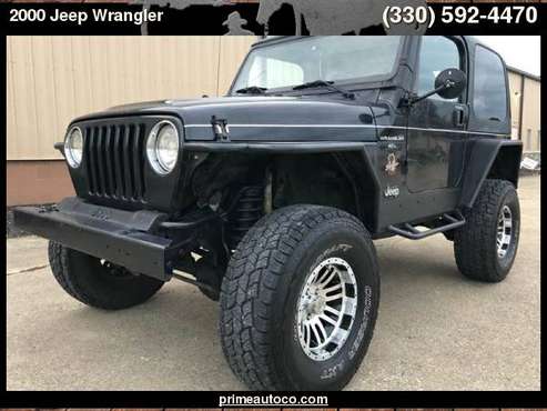 2000 Jeep Wrangler Sahara 4WD - MANUAL - LIFTED for sale in Uniontown, IN