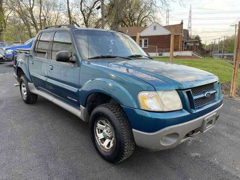 2001 Ford Explorer Sport Trac 4x4 Pickup Truck LOW MILES VERY for sale in Saint Louis, MO
