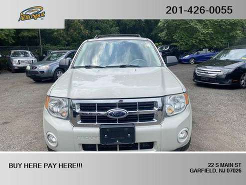 2008 Ford Escape XLT Sport Utility 4D EZ-FINANCING! - cars & trucks... for sale in Garfield, NY