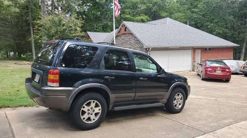 2003 Ford Escape runs and drives great PRICE REDUCED - cars & for sale in Olive Branch, TN